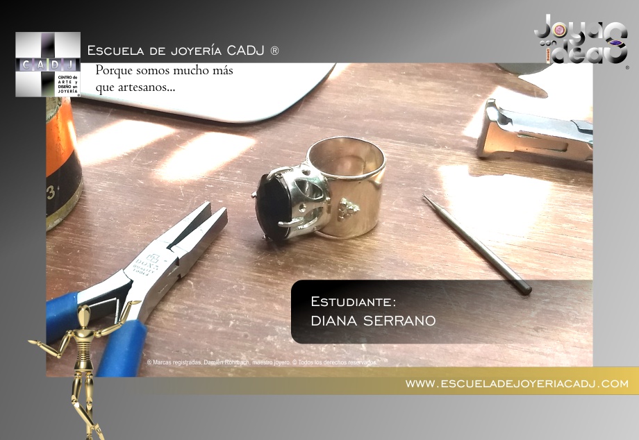 Anillo de plata con onix, realizado a mano, Escuela de joyería CADJ ®