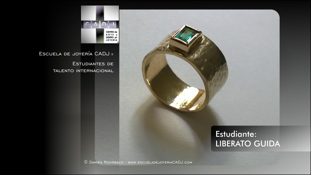 Anillo de oro 14K con esmeralda africana, escuela de joyería CADJ ®